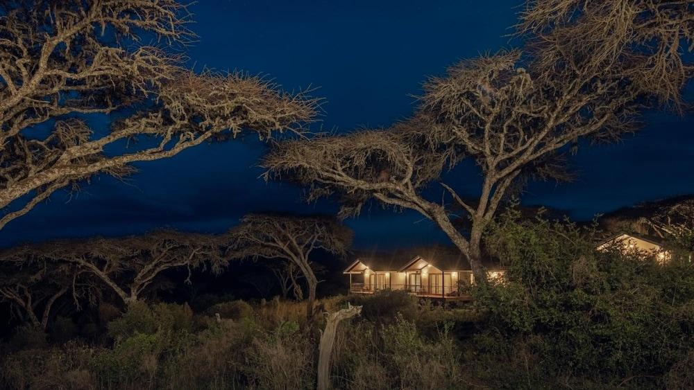 Karibu Camps And Lodges Lions Paw Ngorongoro คาราทู ภายนอก รูปภาพ